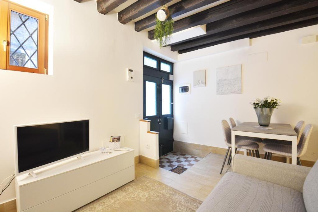 Casanova Flat Apartment เวนิส ภายนอก รูปภาพ